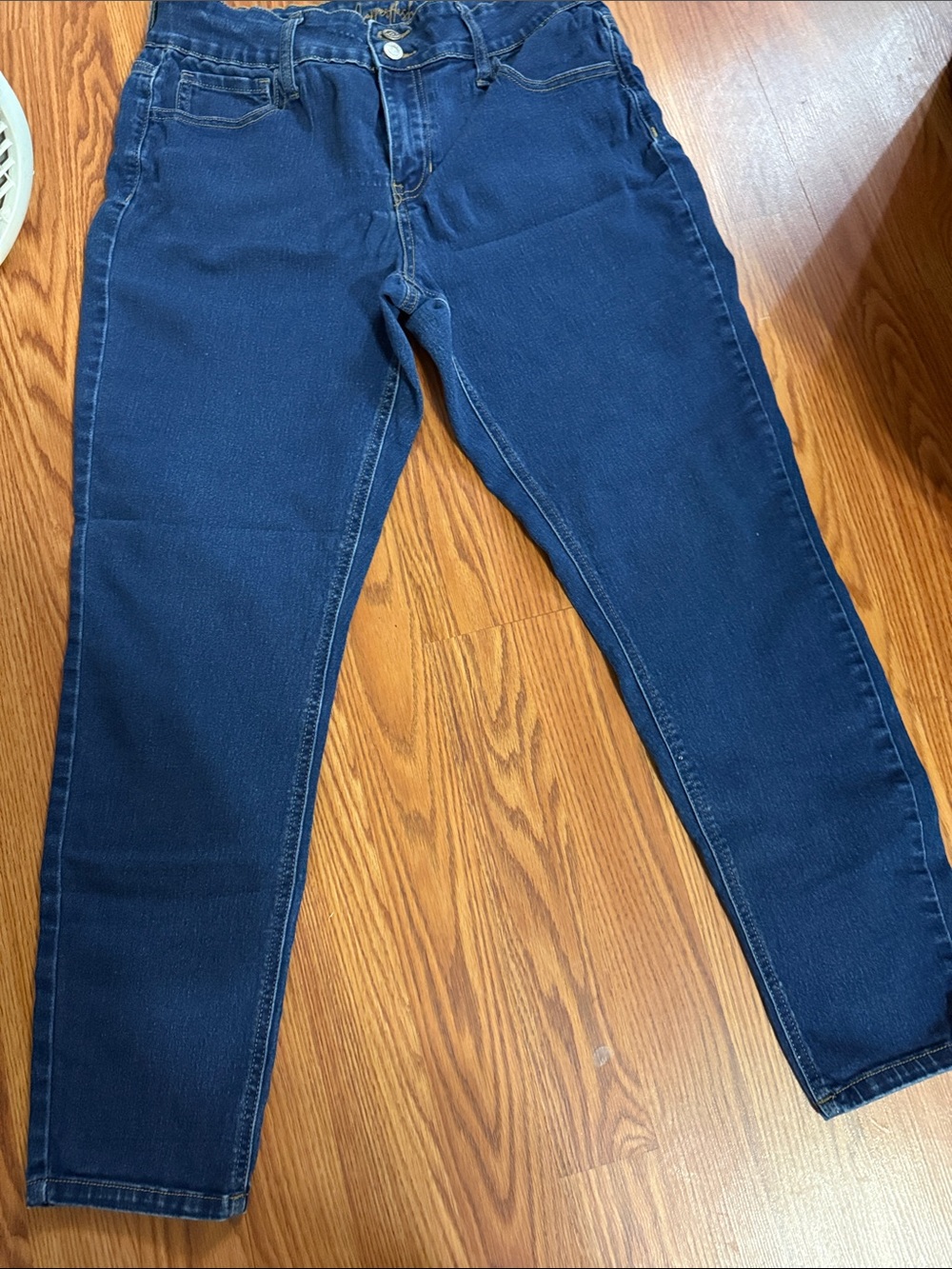 Women's Ankle-Length Dark Blue Jeans - Classic Cropped Fit